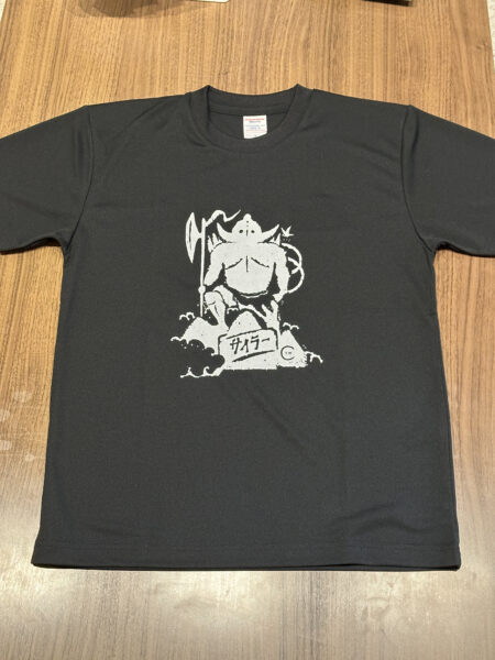 サイラーTシャツ